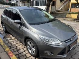 FORD - FOCUS - 2014/2015 - Cinza - Sob Consulta