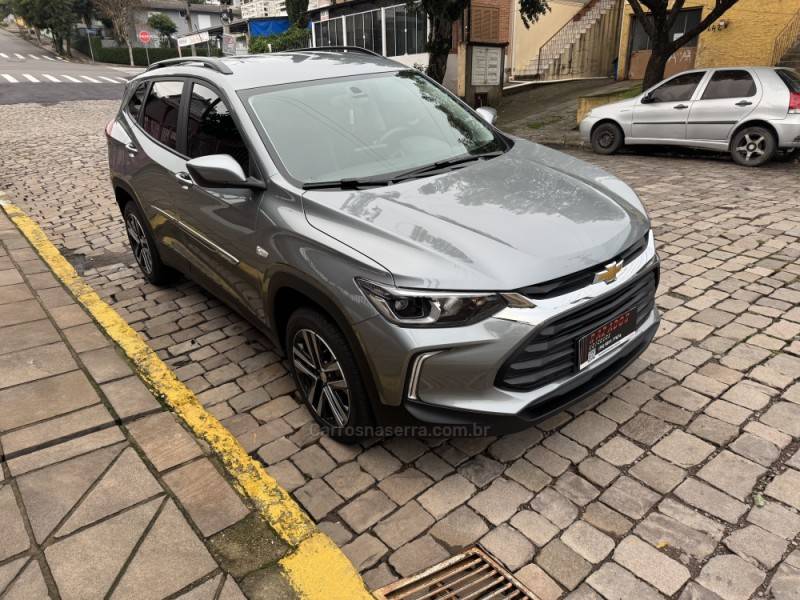 CHEVROLET - TRACKER - 2023/2024 - Prata - Sob Consulta
