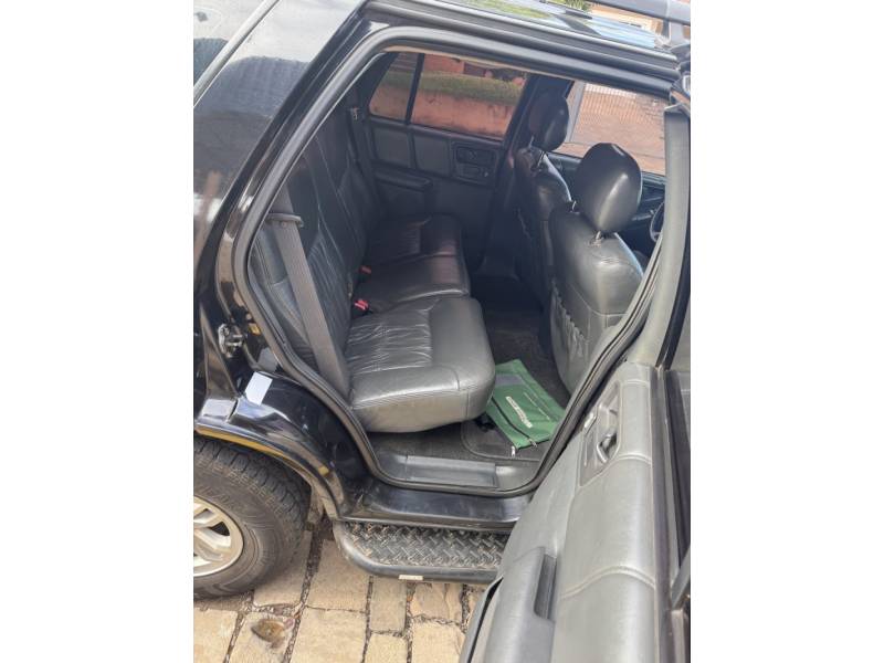 CHEVROLET - BLAZER - 2002/2002 - Preta - R$ 56.800,00