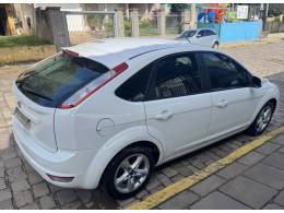 FORD - FOCUS - 2012/2013 - Branca - Sob Consulta