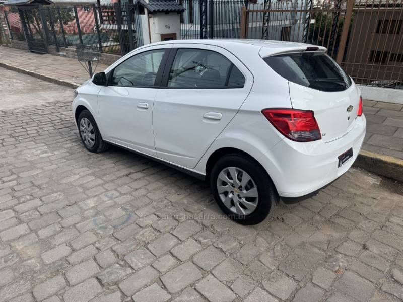 CHEVROLET - ONIX - 2013/2012 - Branca - Sob Consulta