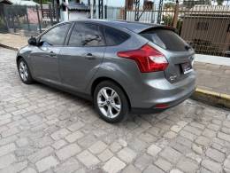 FORD - FOCUS - 2014/2015 - Cinza - Sob Consulta